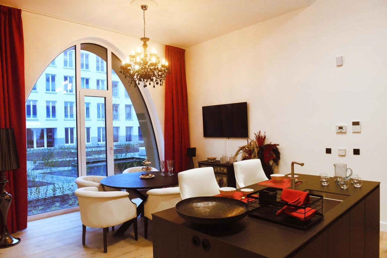 La Cour D'Honneur - Antwerp Meir Bagian luar foto